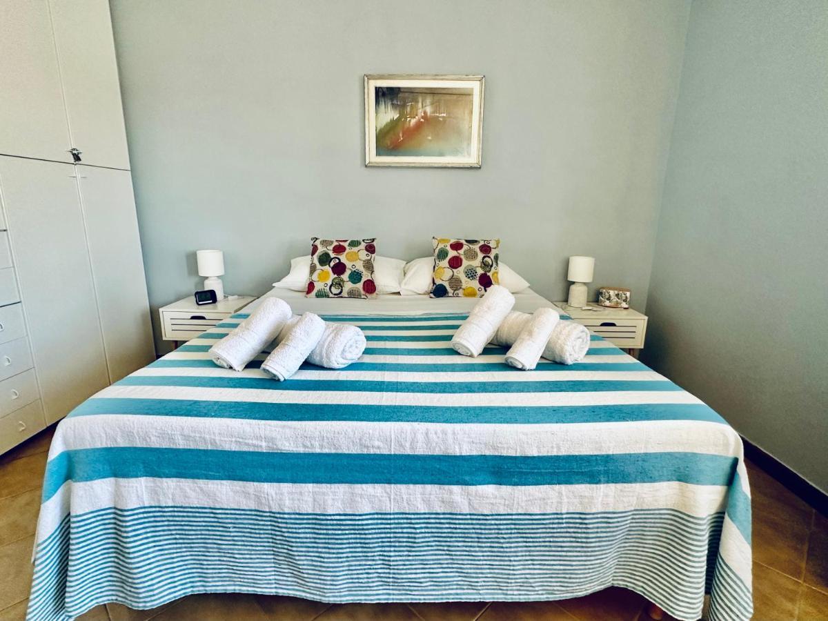Attico Milanti - Parcheggio Privato Appartement Trapani Buitenkant foto